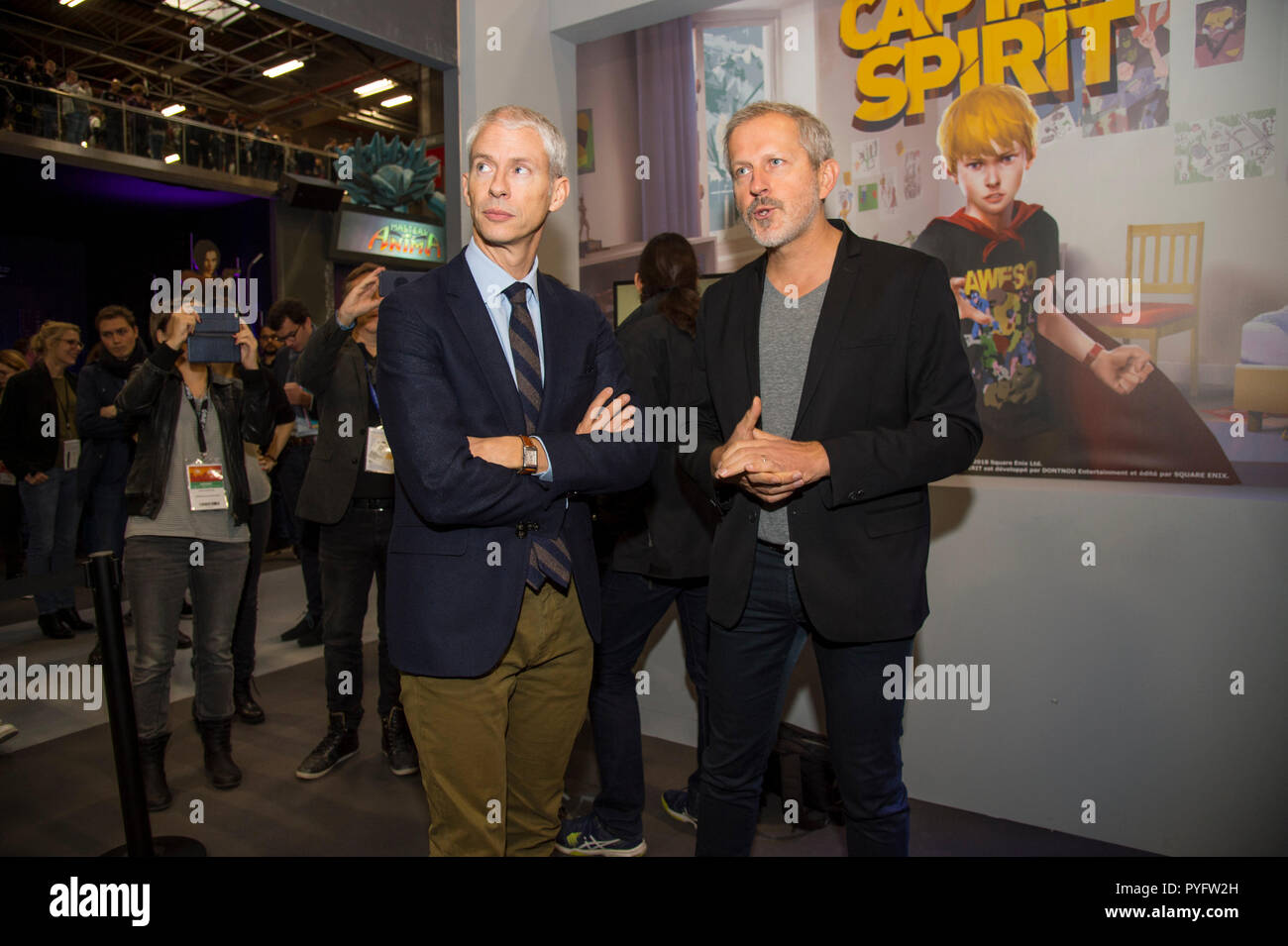 Franck Riester französischer Minister für Kultur gesehen, die in der Lounge (Anzeigen) während das Spiel fair. Die 2018 Paris Spiele Woche fair ist eine video Spiele Ausstellung von Versailles nach Paris. Stockfoto