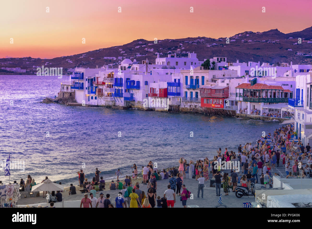 Blick auf die berühmte malerische kleine Venedig Bucht der Stadt Mykonos in Mykonos in Griechenland Stockfoto