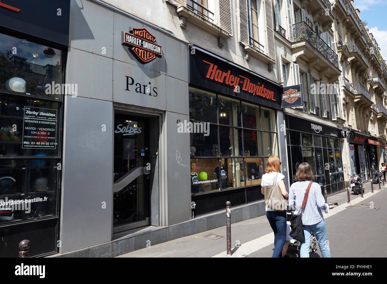 Harley davidson paris bastille Fotos und Bildmaterial in hoher Auflösung Alamy
