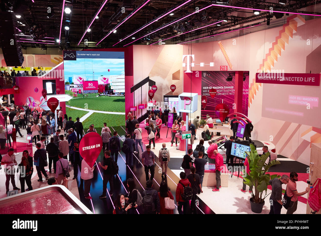 Berlin, Deutschland - der Deutschen Telekom AG Stand auf der IFA 2018. Stockfoto