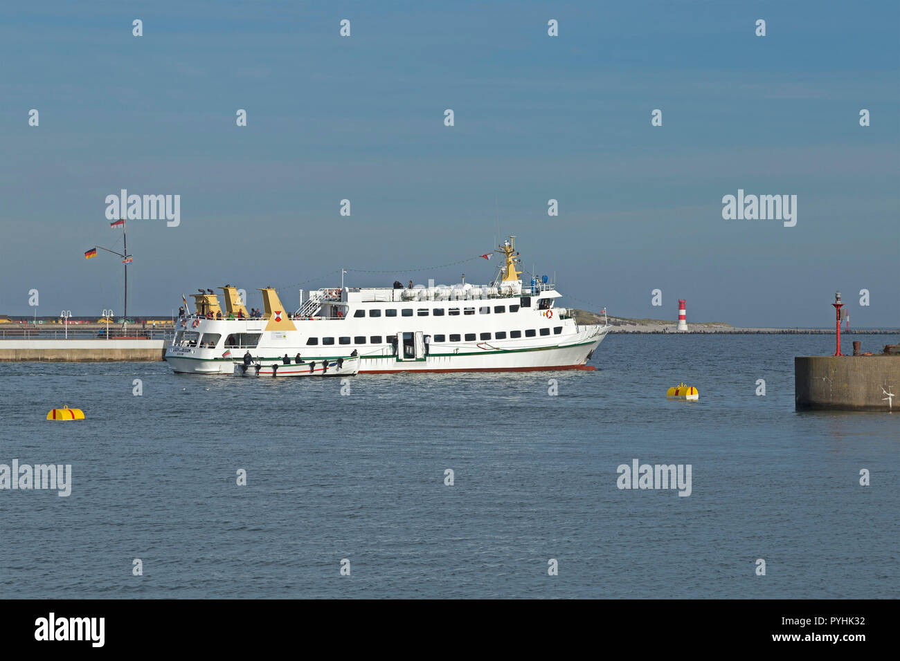 Ausflugsschiff Lady von Buesum, Helgoland, SchleswigHolstein