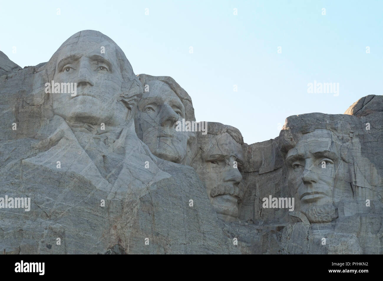 Der Mount Rushmore National Monument bei Sonnenuntergang. Stockfoto