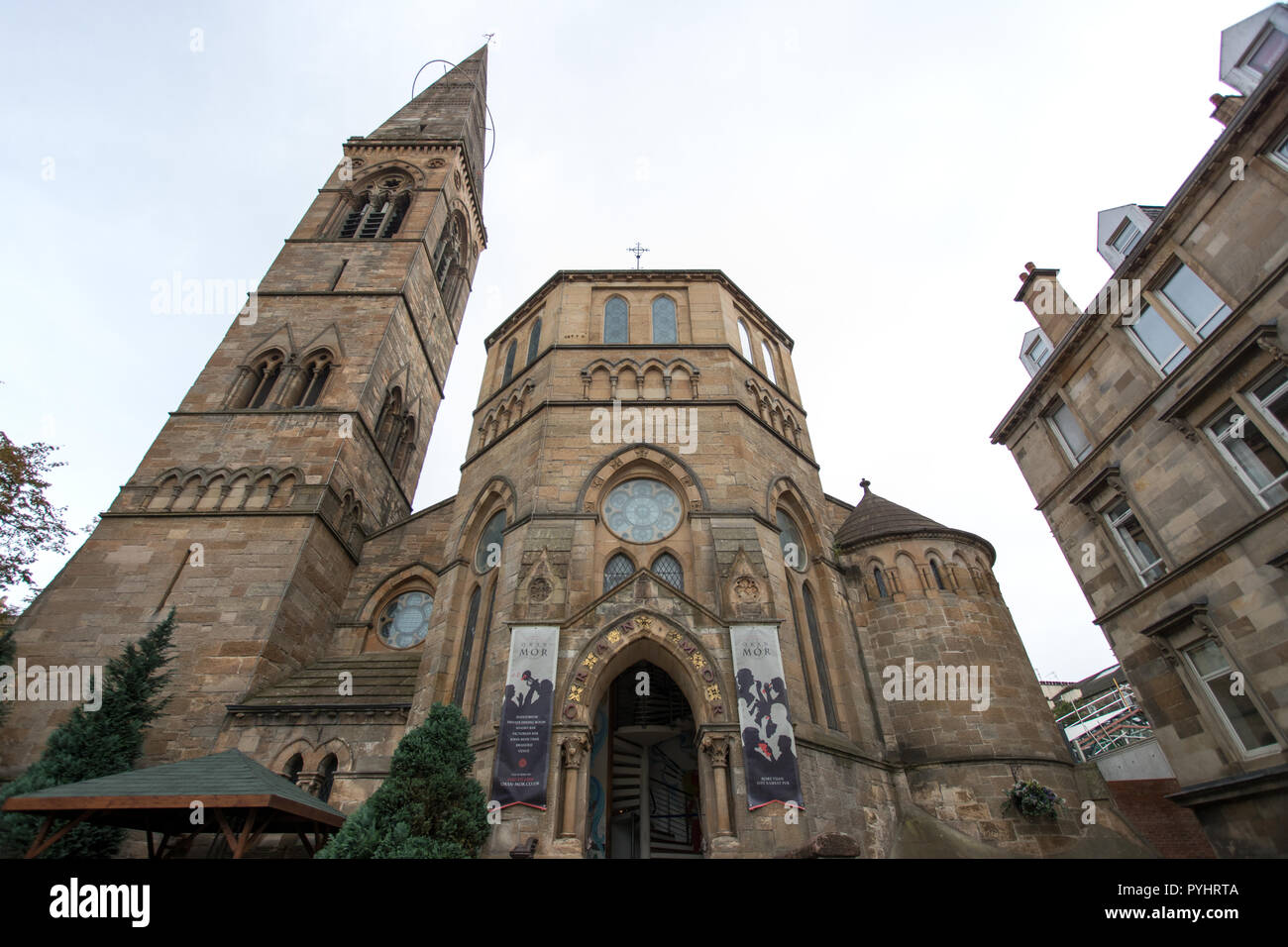 Òran Mór (Bar, Restaurant und Nachtclub), das sich oben auf der Byres Road, Glasgow, Schottland Stockfoto
