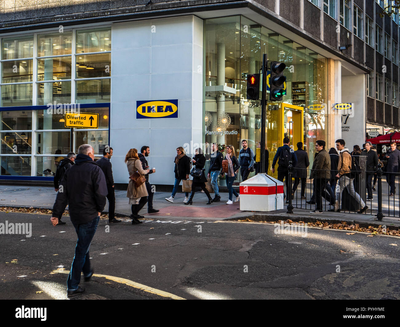 Ikea Mini Store - Ikea Ikea Central London Tottenham Court Road - Die IKEA Design und Planung Store in London, Großbritannien Stockfoto