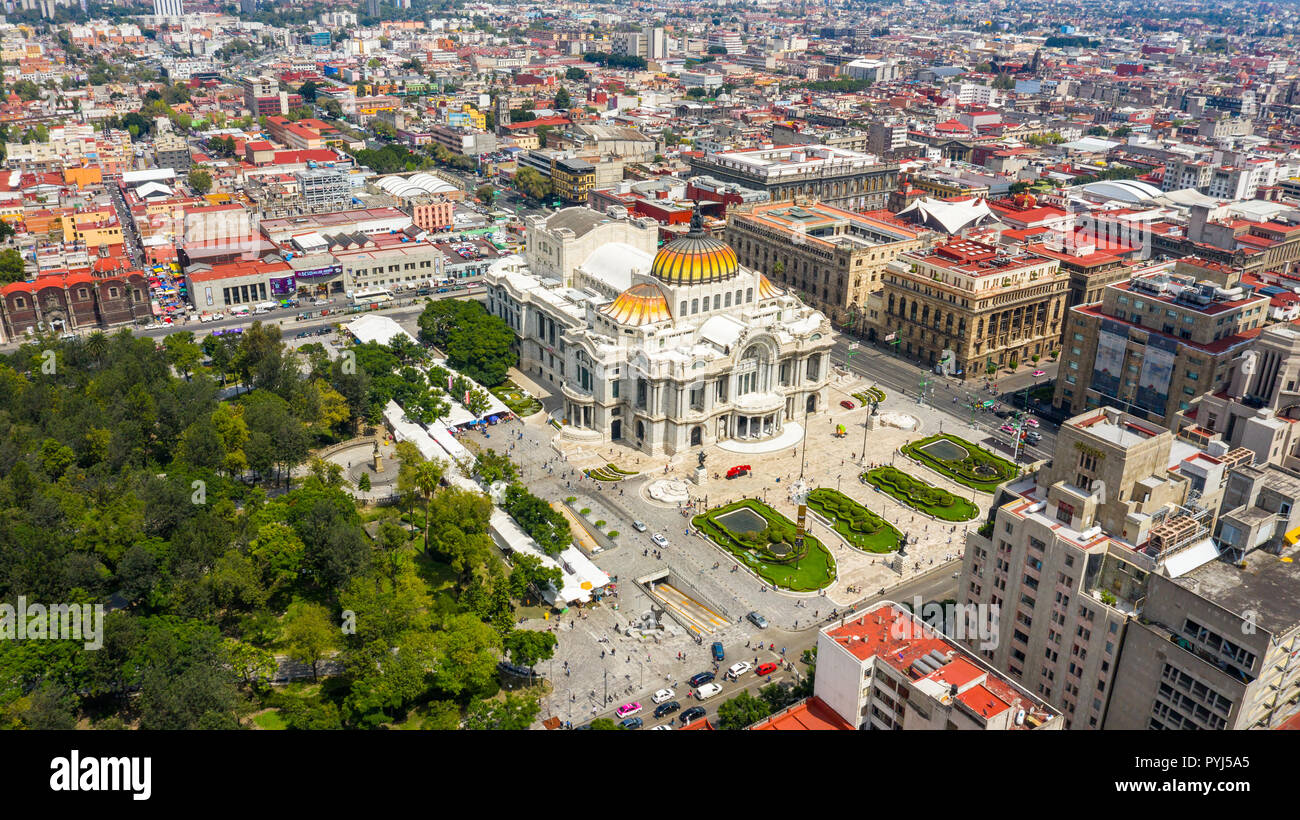 Palacio de Bellas Artes oder der Palast der schönen Künste, Mexiko-Stadt, Mexiko Stockfoto