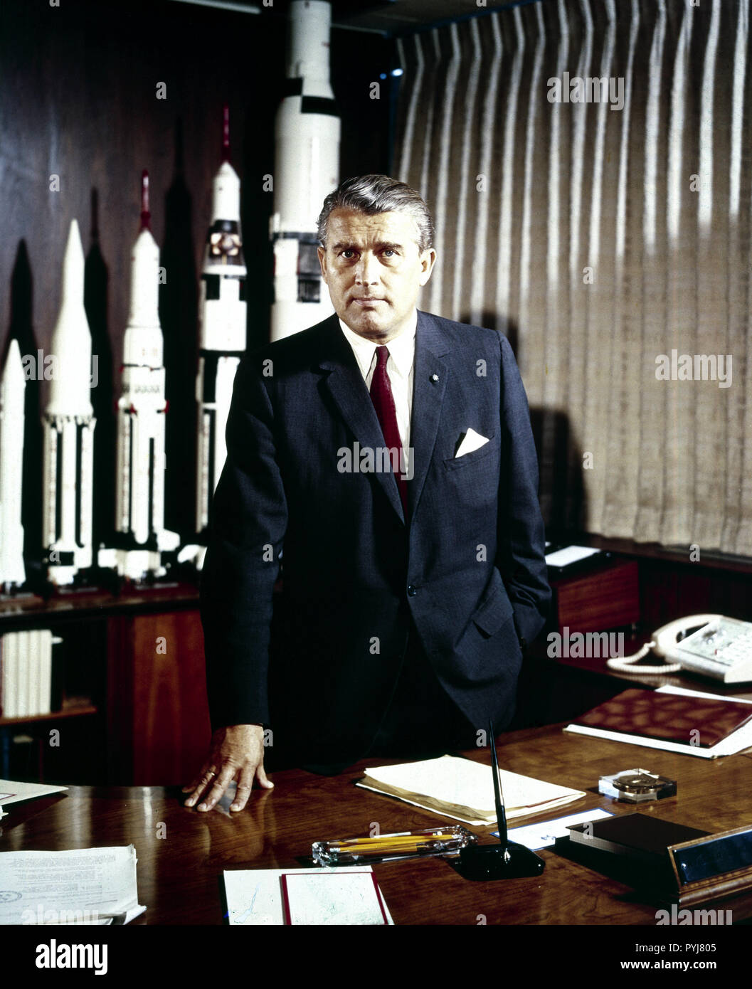Dr. von Braun wurde Direktor des NASA Marshall Space Flight Center (möglicherweise am 1. Juli 1960) Stockfoto