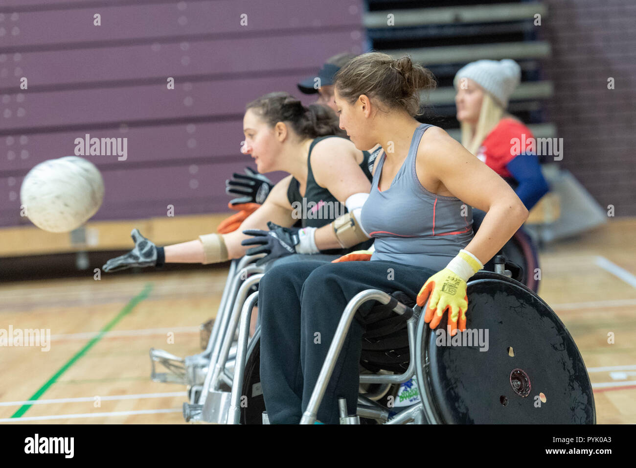 In Brentwood, England. 28. Oktober 2018. Großbritanniens Rollstuhl Rugby Frauen Rollstuhl Rugby Event feiern # thisgirlcan am Brentwood Brentwood, Essex Credit Ian Davidson/Alamy leben Nachrichten Stockfoto