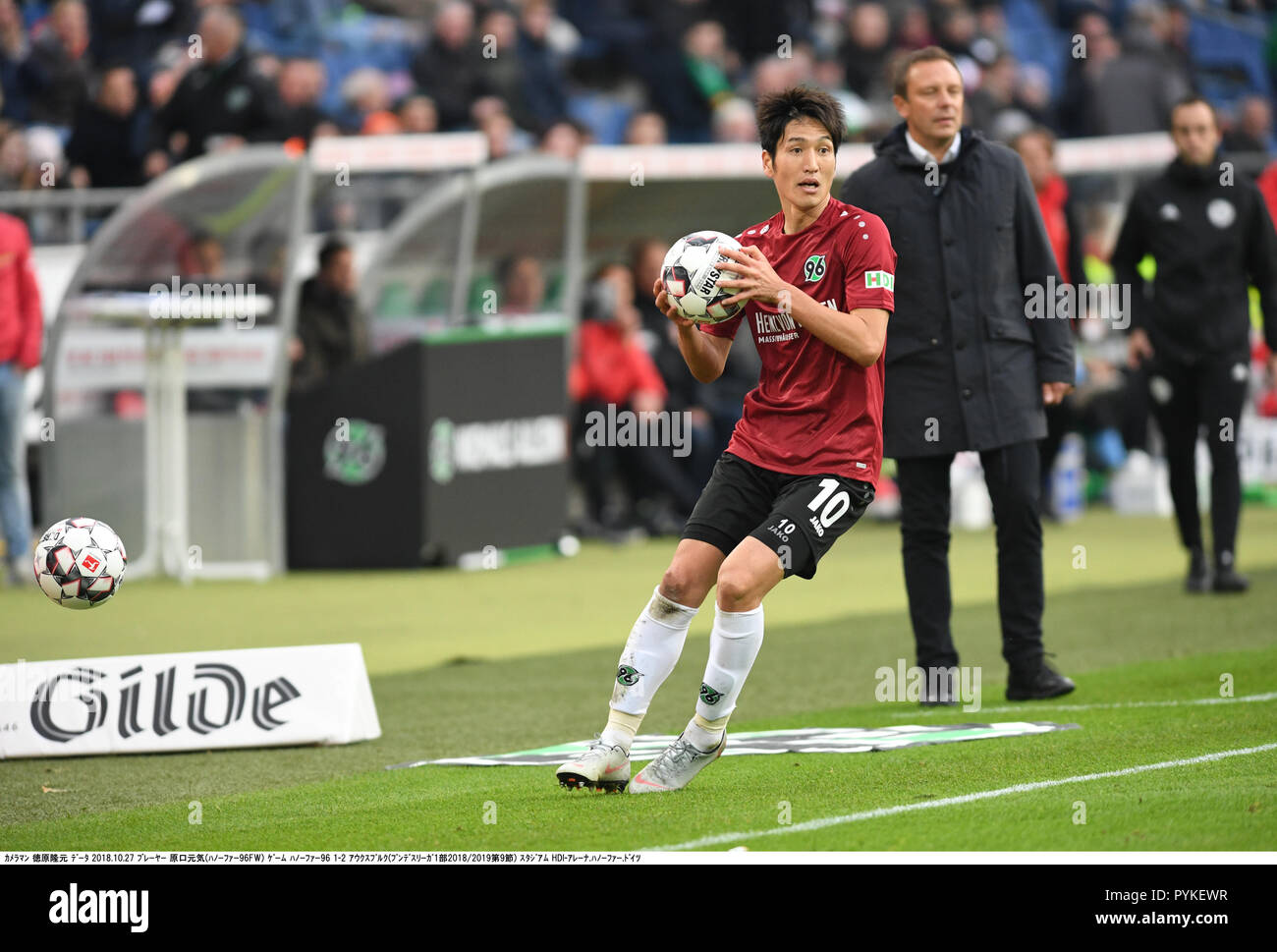 Hannover, Deutschland. 27 Okt, 2018. Genki Haraguchi Hannover während der deutschen "Bundesliga" Match zwischen Hannover 96 1-2 FC Augsburg auf HDI-Arena in Hannover, Deutschland, 27. Oktober 2018. Credit: Takamoto Tokuhara/LBA/Alamy leben Nachrichten Stockfoto