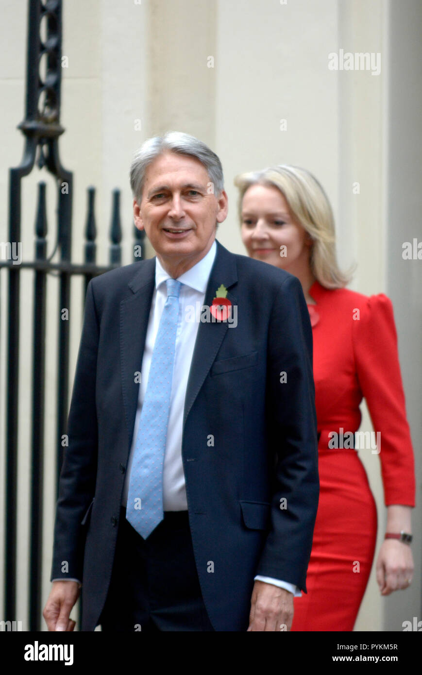 London, 29. Oktober 2018. Der Ministerpräsident und der Finanzminister verlassen Downing Street vor Philip Hammond liefert sein Budget an das Parlament Credit: PjrNews/Alamy leben Nachrichten Stockfoto