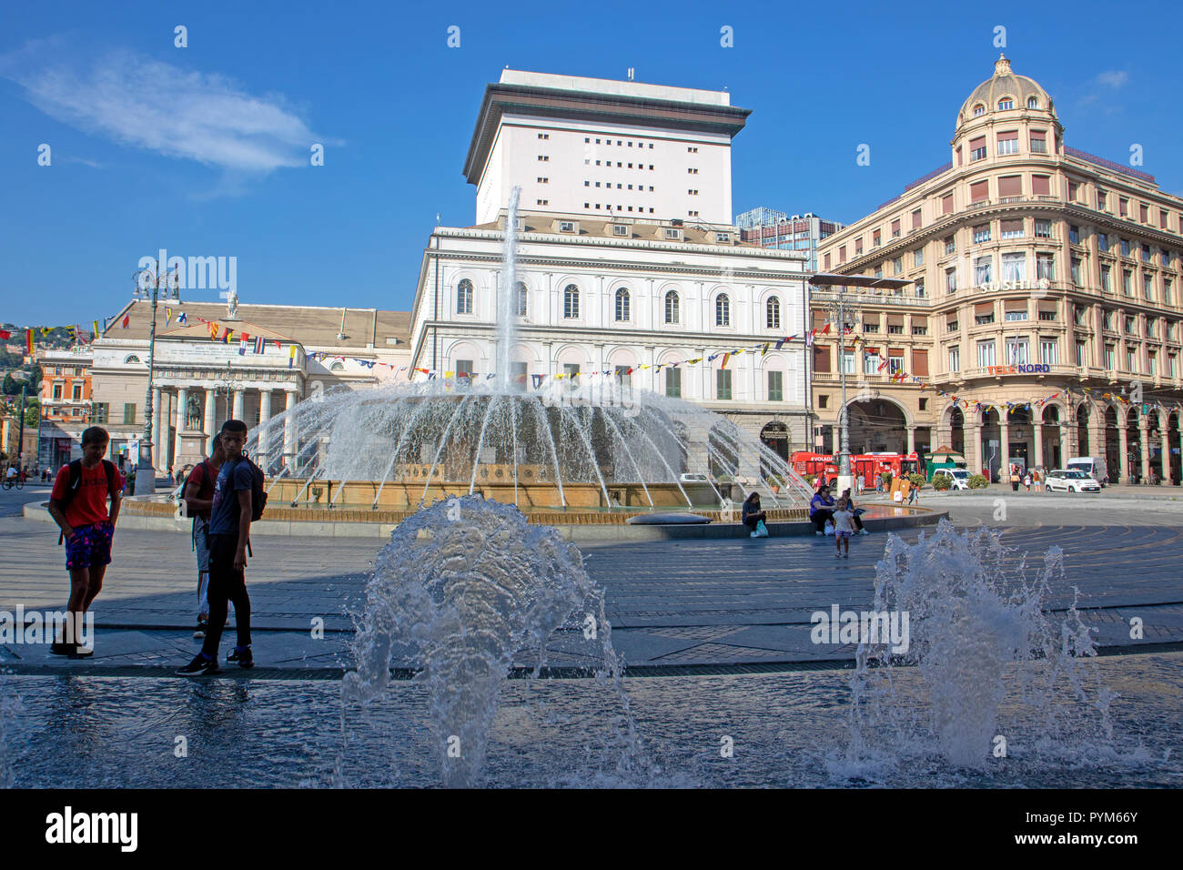 Piazza Raffaele De Ferrari in Genua Stockfoto