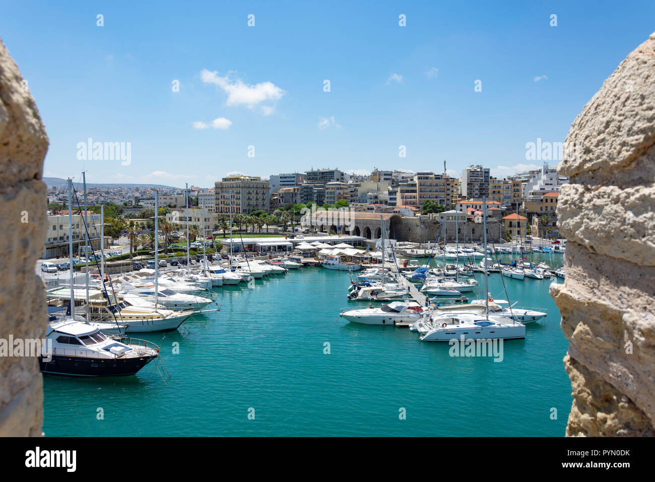 Blick auf die Stadt von Koules Festung (Castello a mare), Heraklion, Heraklion (irakleio), Irakleio Region, Kreta (Kriti), Griechenland Stockfoto