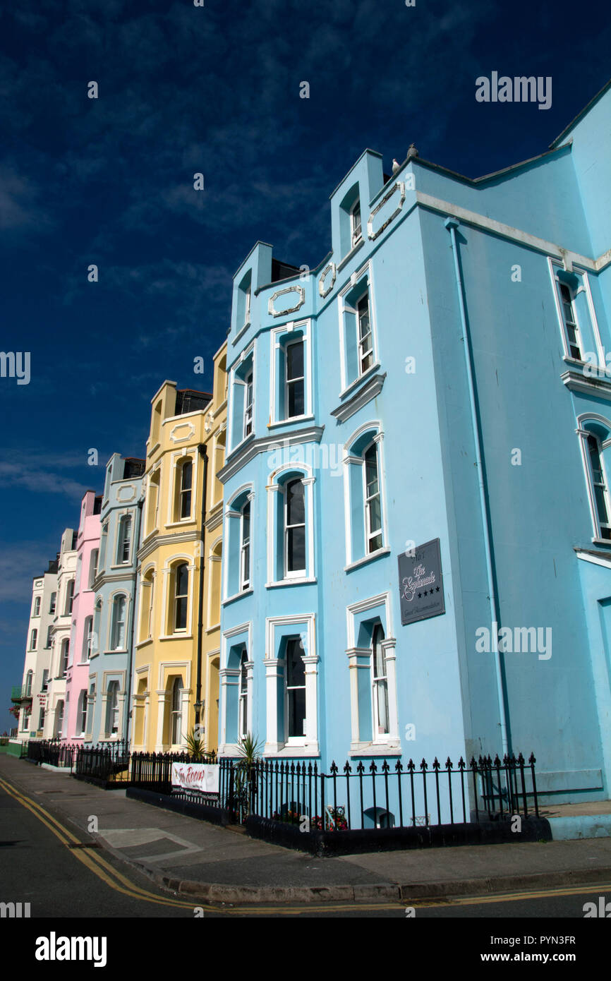 PEMBROKESHIRE; TENBY'; die Häuser auf Esplanade Stockfoto