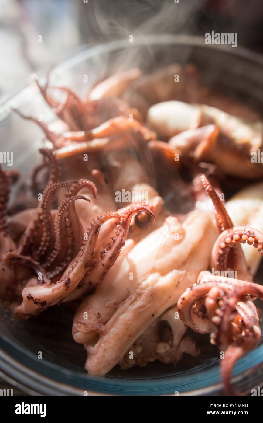 Gedünsteter Calamari für gesundes Mittagessen Stockfoto
