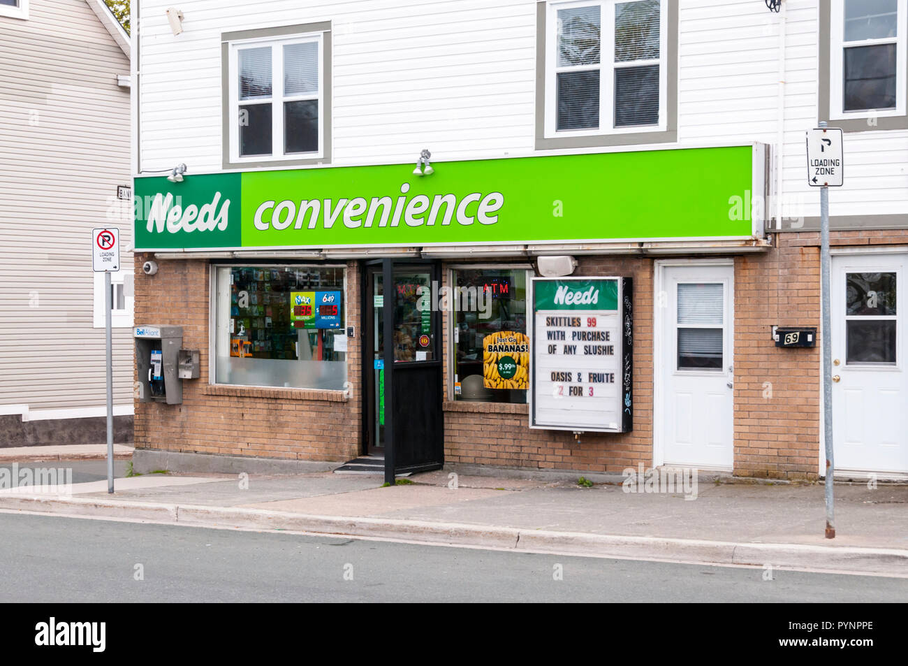 Eine lokale Bedürfnisse Convenience Store in St. John's, Neufundland, Kanada. Stockfoto