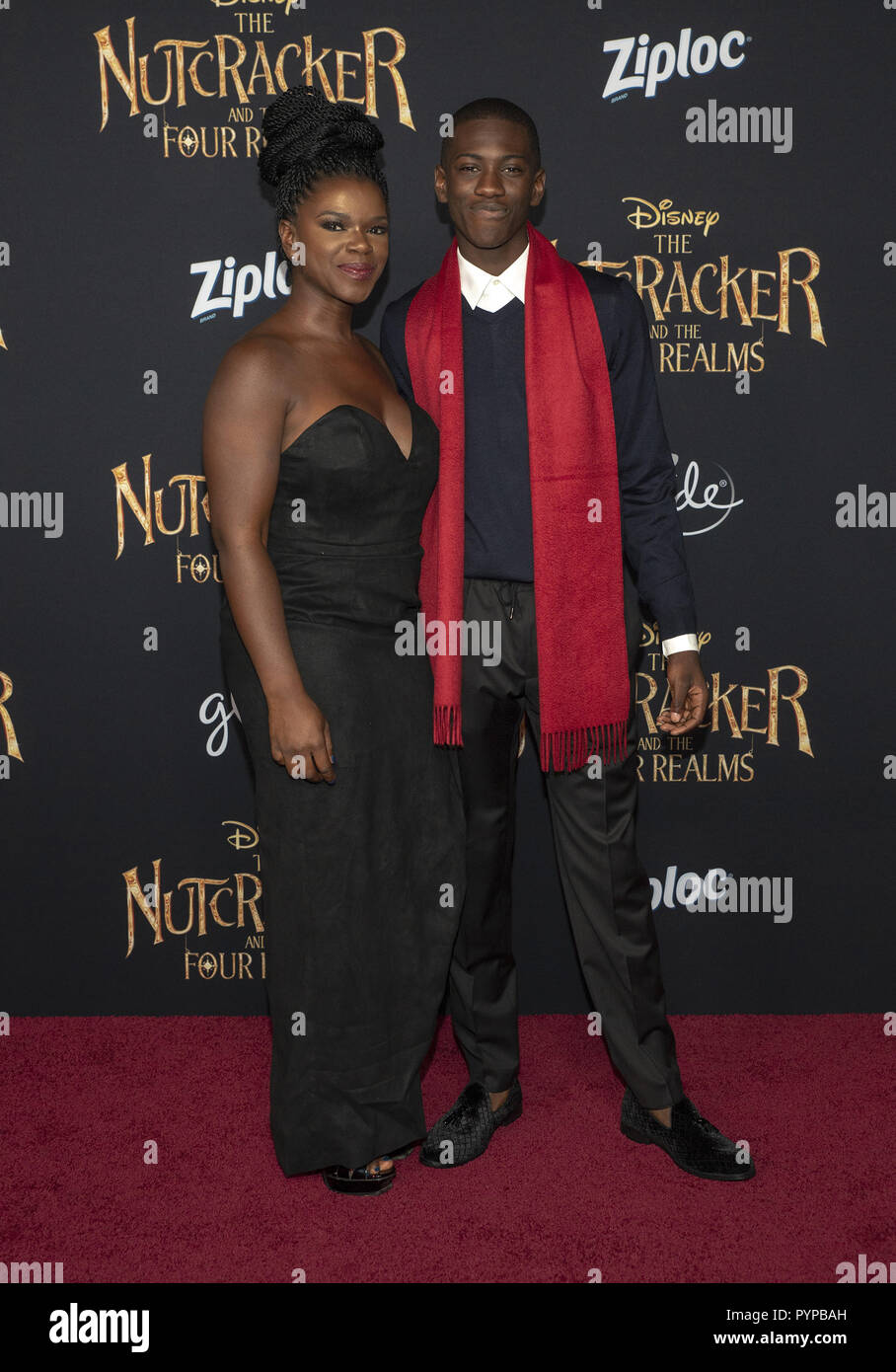 LOS ANGELES, Ca - 29. Oktober: Jayden Fowora-Knight, bei der Premiere von Disney's "Nussknacker und die vier Bereiche "Dolby Theatre in Los Angeles, Kalifornien am 29. Oktober 2018. Credit: Faye Sadou/MediaPunch Stockfoto