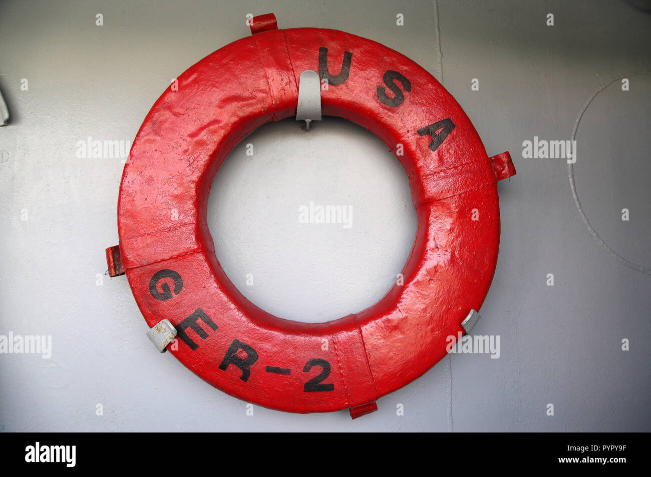 Sicherungsring, die zu den erfassten USS Pueblo, die jetzt eine Touristenattraktion in Pjöngjang Stockfoto