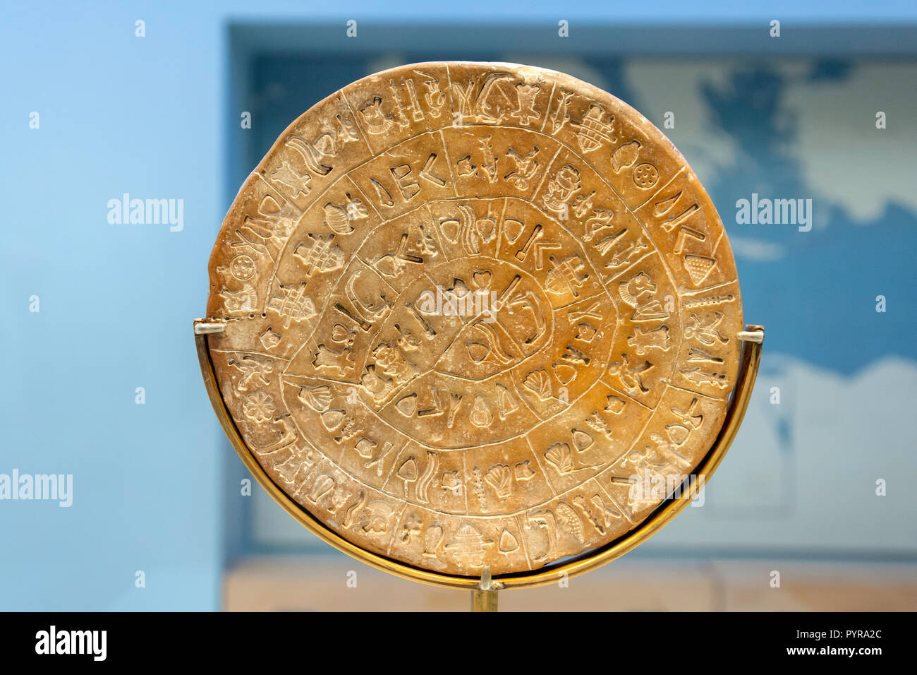 Die beschrifteten Phaistos (17. Jahrhundert v. Chr.), das archäologische Museum von Heraklion, Heraklion (irakleio), Irakleio Region, Kreta (Kriti), Griechenland Stockfoto