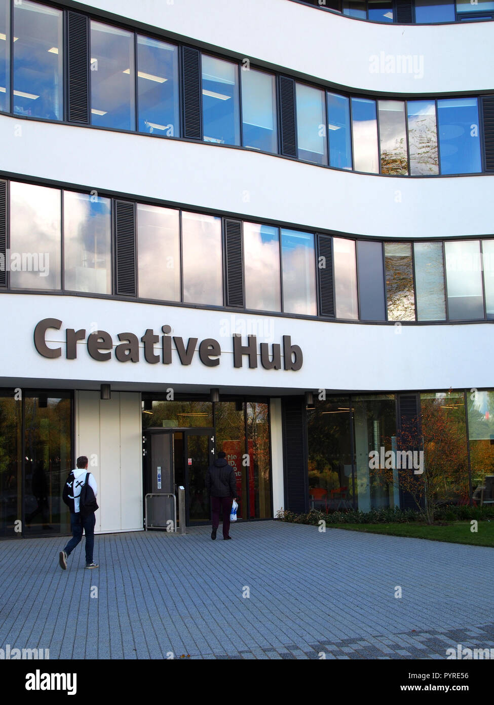 Blick auf die Kreativen Nabe in der Neuen Universität von Northampton Waterside Campus, Northampton, Großbritannien Stockfoto