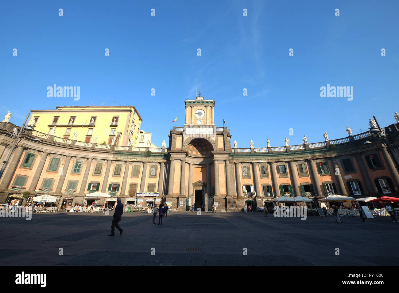 Convitto Nazionale Vittorio Emanuele, Mittelschule für klassische Sprachen, Piazza Dante Platz, Neapel, Kampanien, Italien Stockfoto