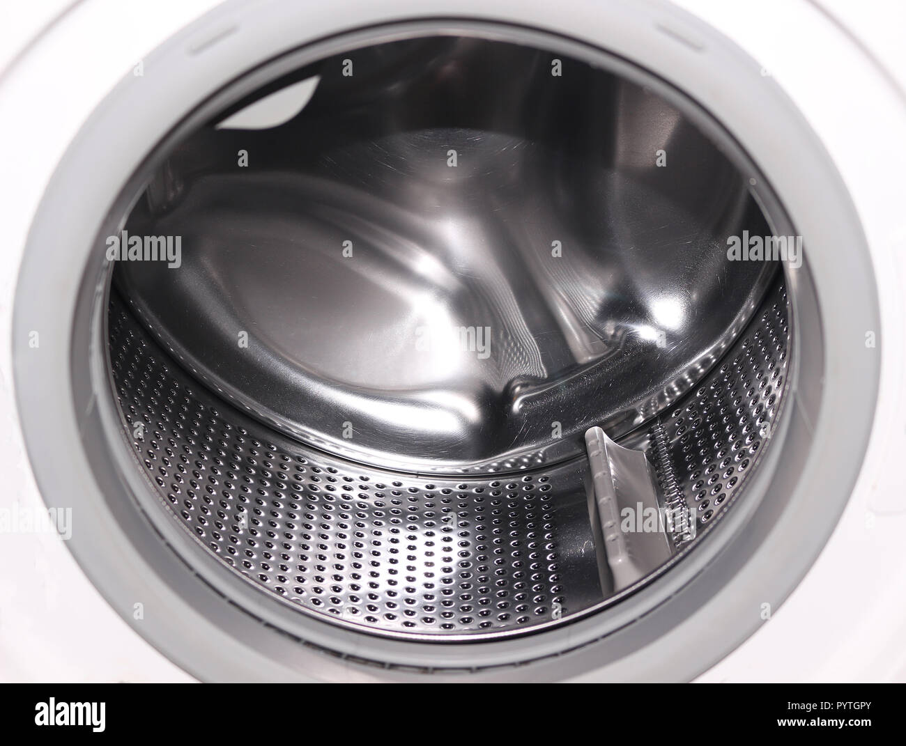 Im Inneren der Trommel einer Waschmaschine Stockfotografie - Alamy
