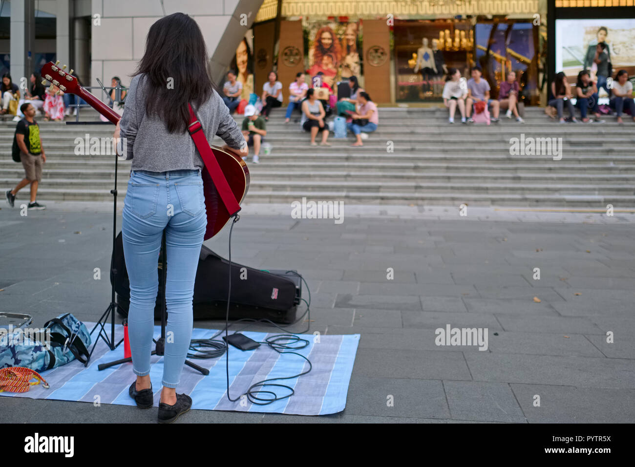 Singapur Madchen Stockfotos Und Bilder Kaufen Alamy