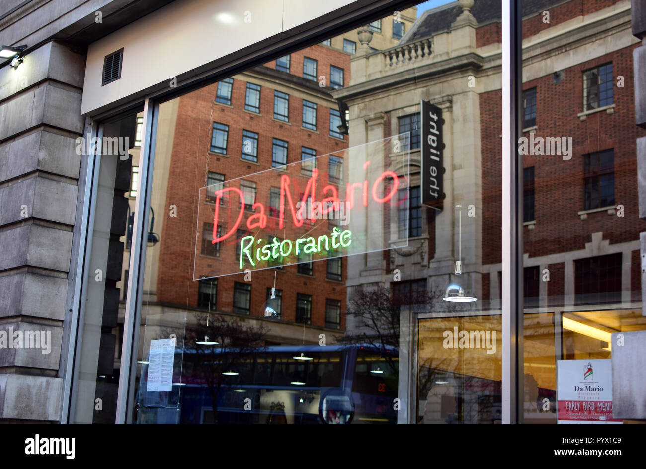 Da Mario, italienische Restaurant auf der Headrow, Leeds, West Yorkshire Stockfoto