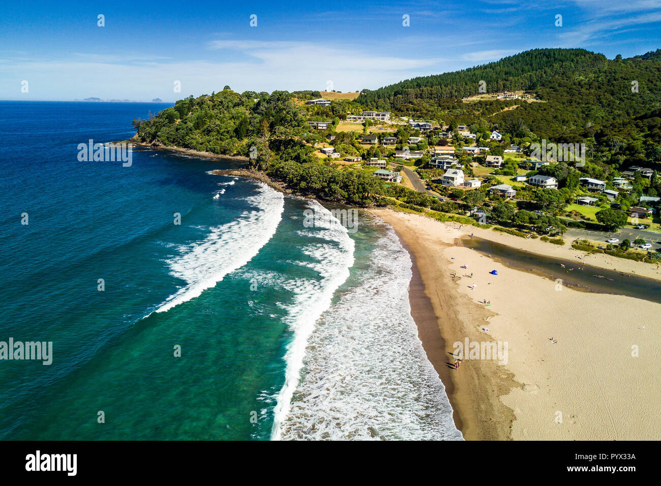 Luftbild des Hot Water Beach in Coromandel Halbinsel, Neuseeland Stockfoto