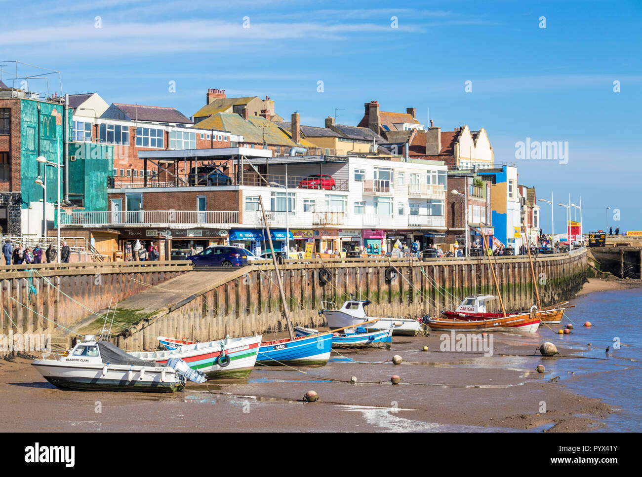 Bridlington Marina und Bridlington Hafen Fischerboote bei Ebbe im Hafen Bridlington East Riding von Yorkshire England UK GB Europa Stockfoto