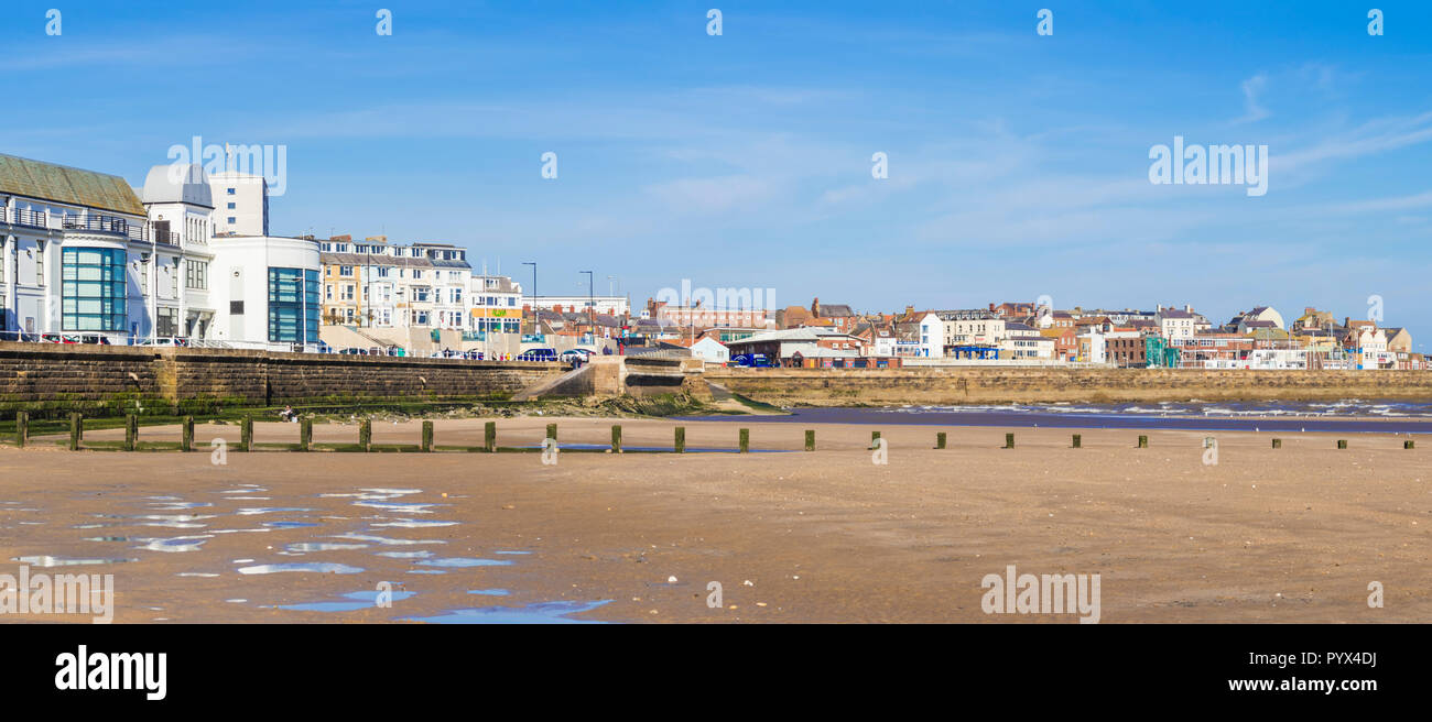 Bridlington Beach Yorkshire South Beach und Bridlington Spa Theater South Marine Drive Bridlington East Riding of Yorkshire England GB Europa Stockfoto