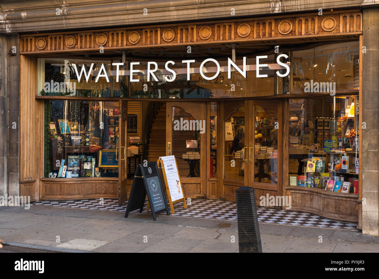 Waterstones Buchhandlung auf Sussex st, das Stadtzentrum von Cambridge, England, UK. Stockfoto