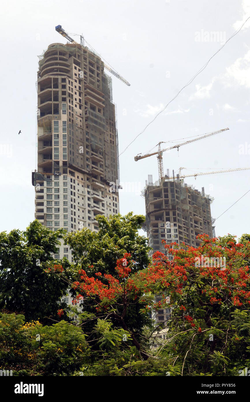 Imperial Twin Towers Gebäude im Bau, Mumbai, Maharashtra, Indien, Asien Stockfoto