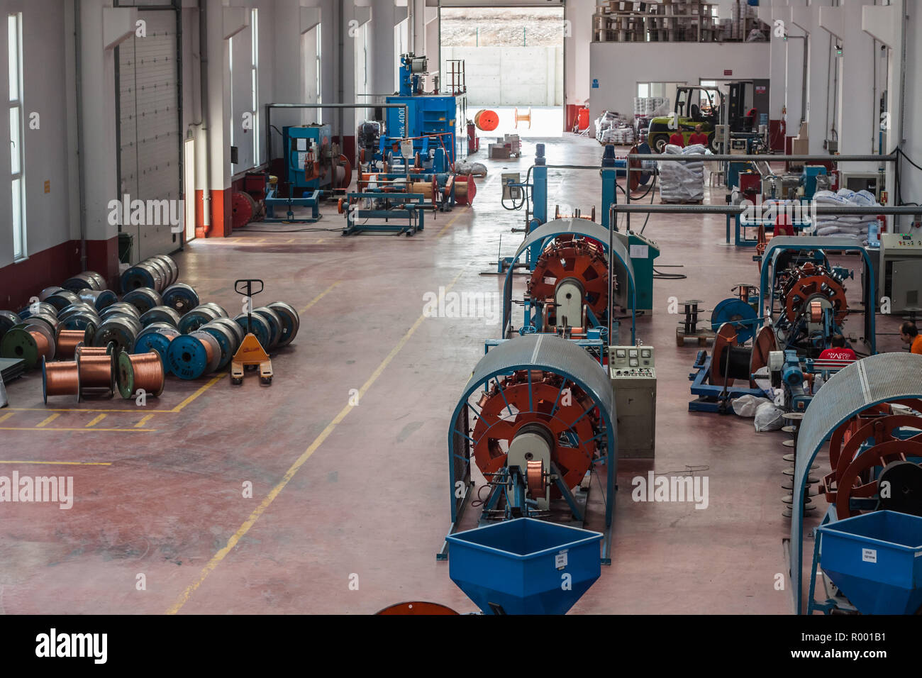 Kabel-Manufacturing Factory Innenraum Stockfoto