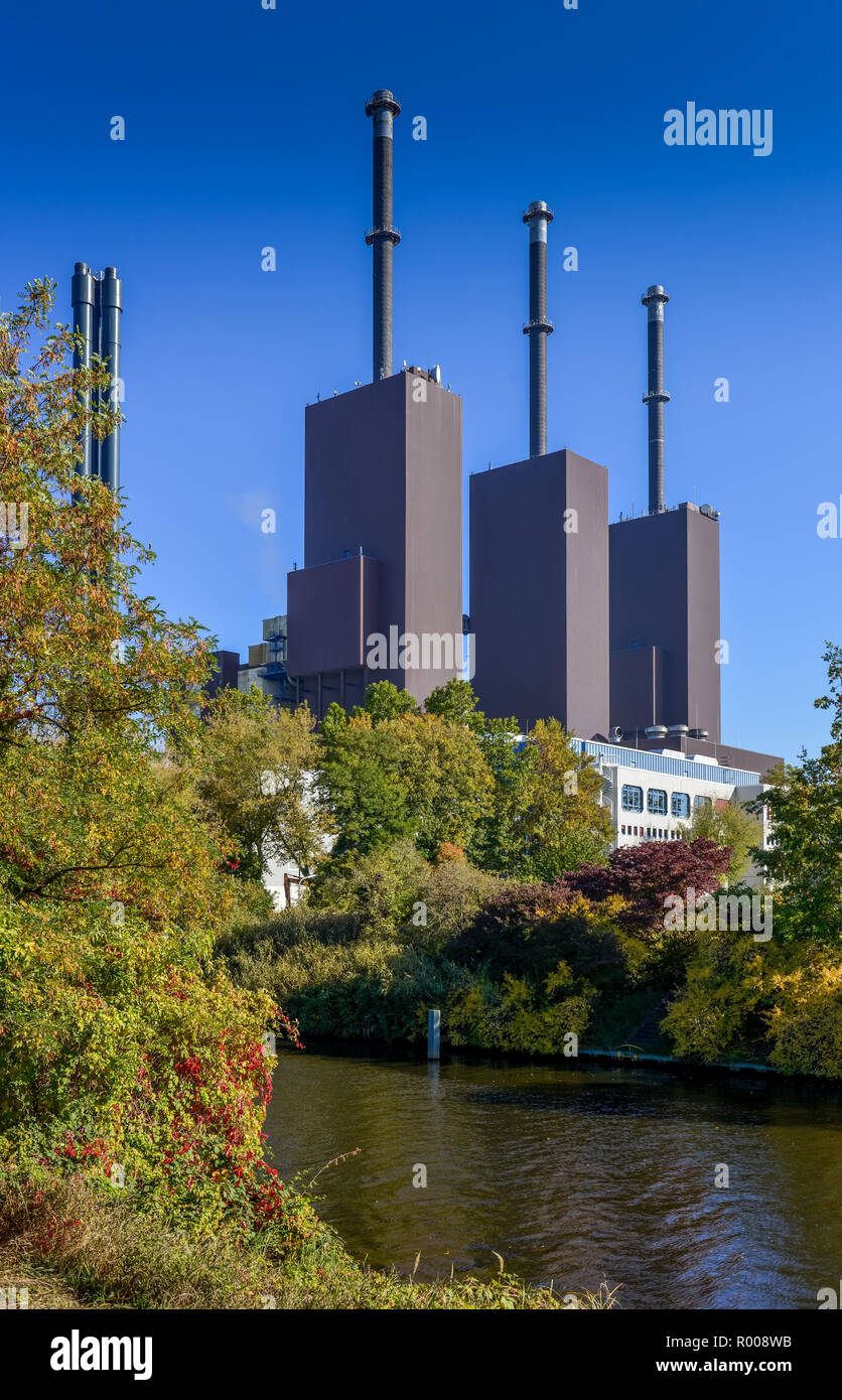 Heizleistung Arbeitsscheinwerfer Feld, Teltowkanal, Licht, Berlin, Deutschland, Heizkraftwerk Lichterfelde Lichterfelde, Deutschland Stockfoto