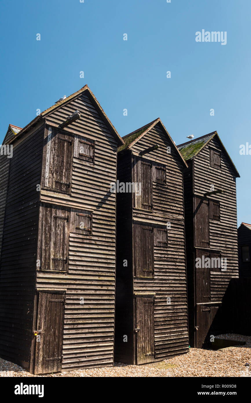 Net trocknen Schuppen auf der Strade in der Altstadt von Hastings, East Sussex, England Stockfoto