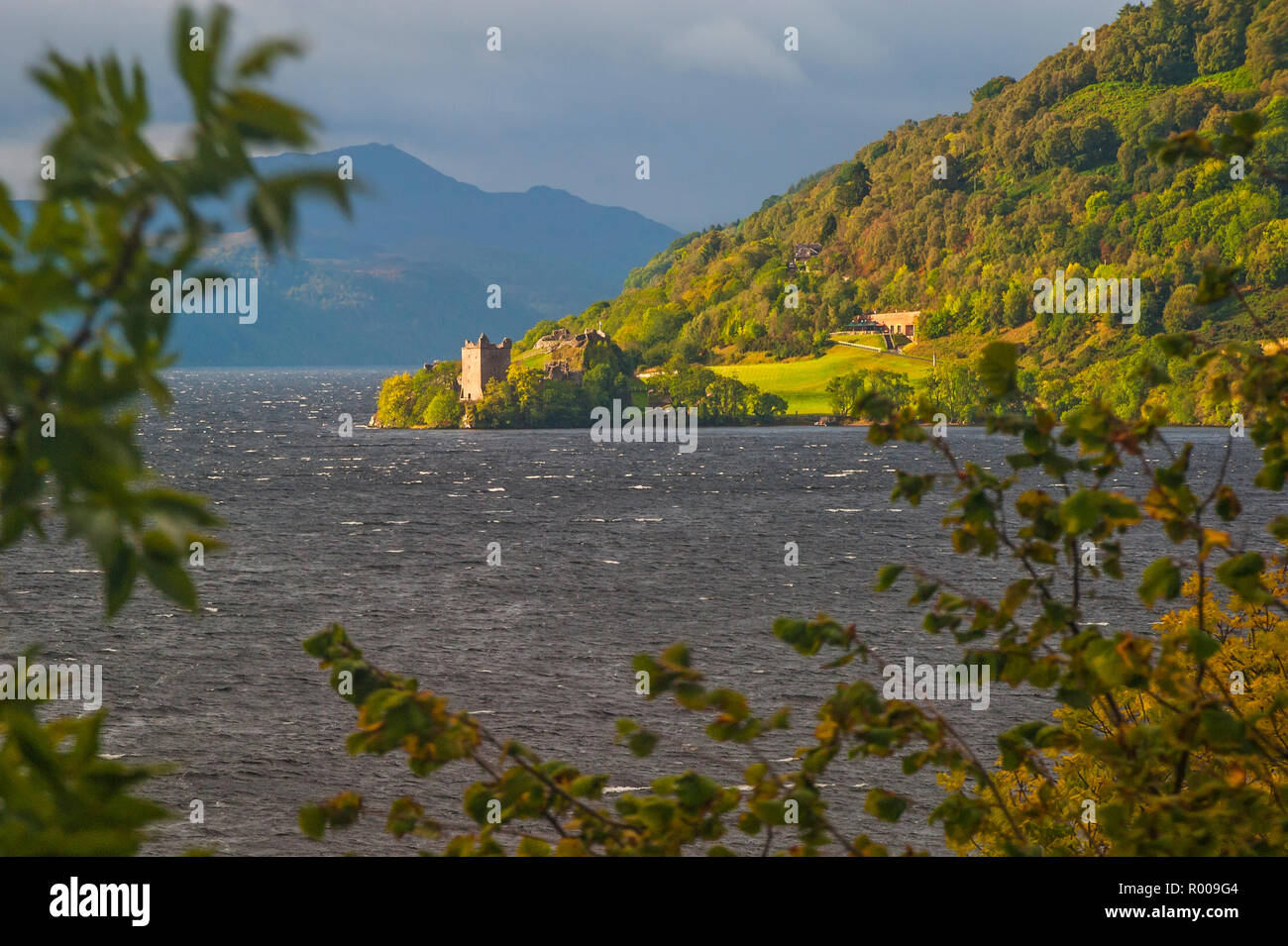 Urquhart Castle und Loch Ness in den schottischen Highlands Stockfoto