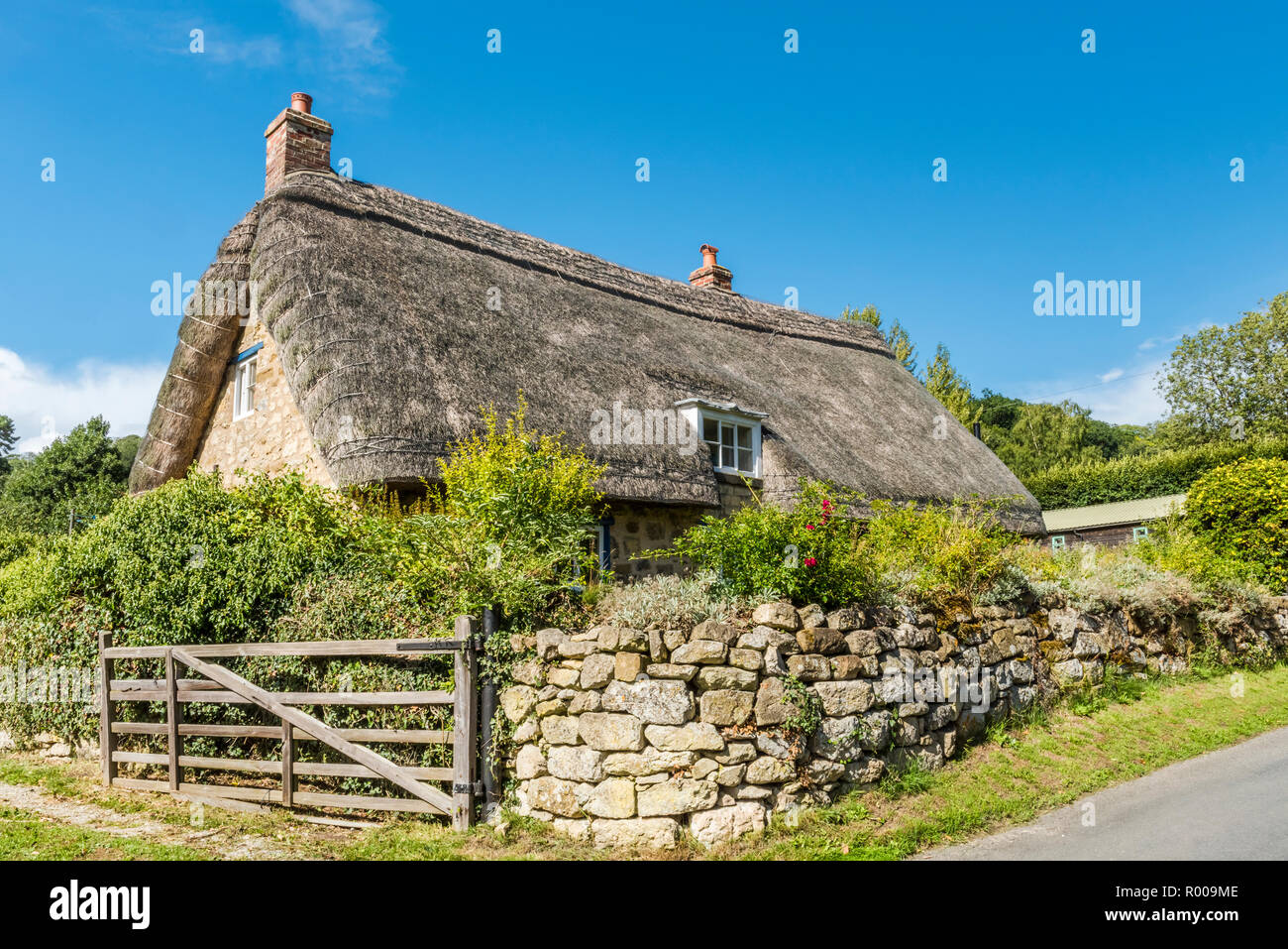 Reetdachhaus im Rievaulx, Yorkshire, in der Nähe von Rievaulx Abbey, North York Moors Stockfoto Reetdachhaus im Rievaulx, Yorkshire, in der Nähe von Rievaulx Abbey, North York Moors Stockfoto