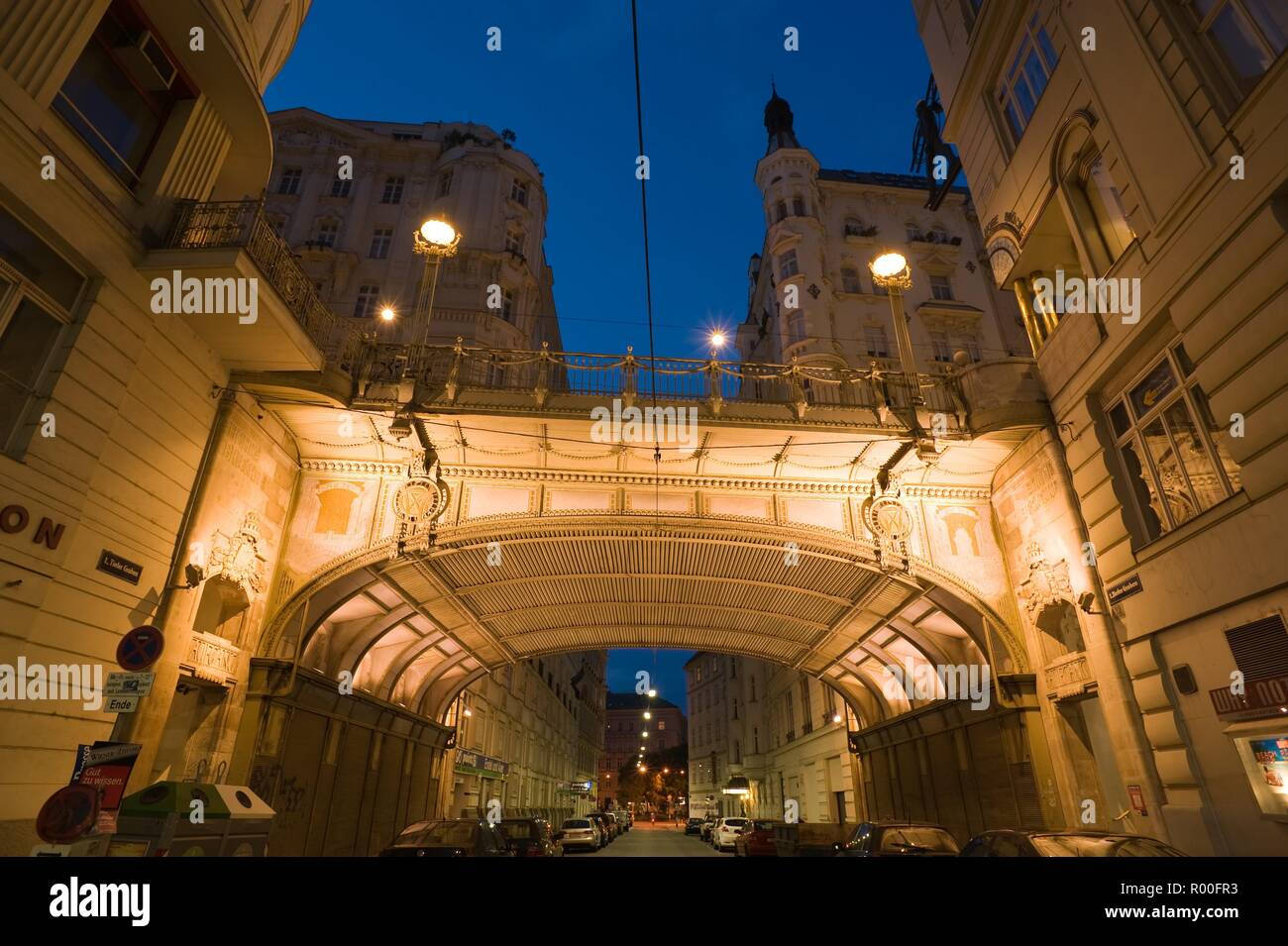 Wien, Jugendstil, Hohe Brücke, Josef Hackhofer 1904 - Wien, Jugendstil Brücke' hohe Viadukt', Josef Hackhofer 1904 Stockfoto