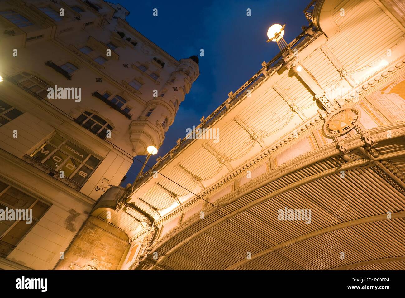Wien, Jugendstil, Hohe Brücke, Josef Hackhofer 1904 - Wien, Jugendstil Brücke' hohe Viadukt', Josef Hackhofer 1904 Stockfoto