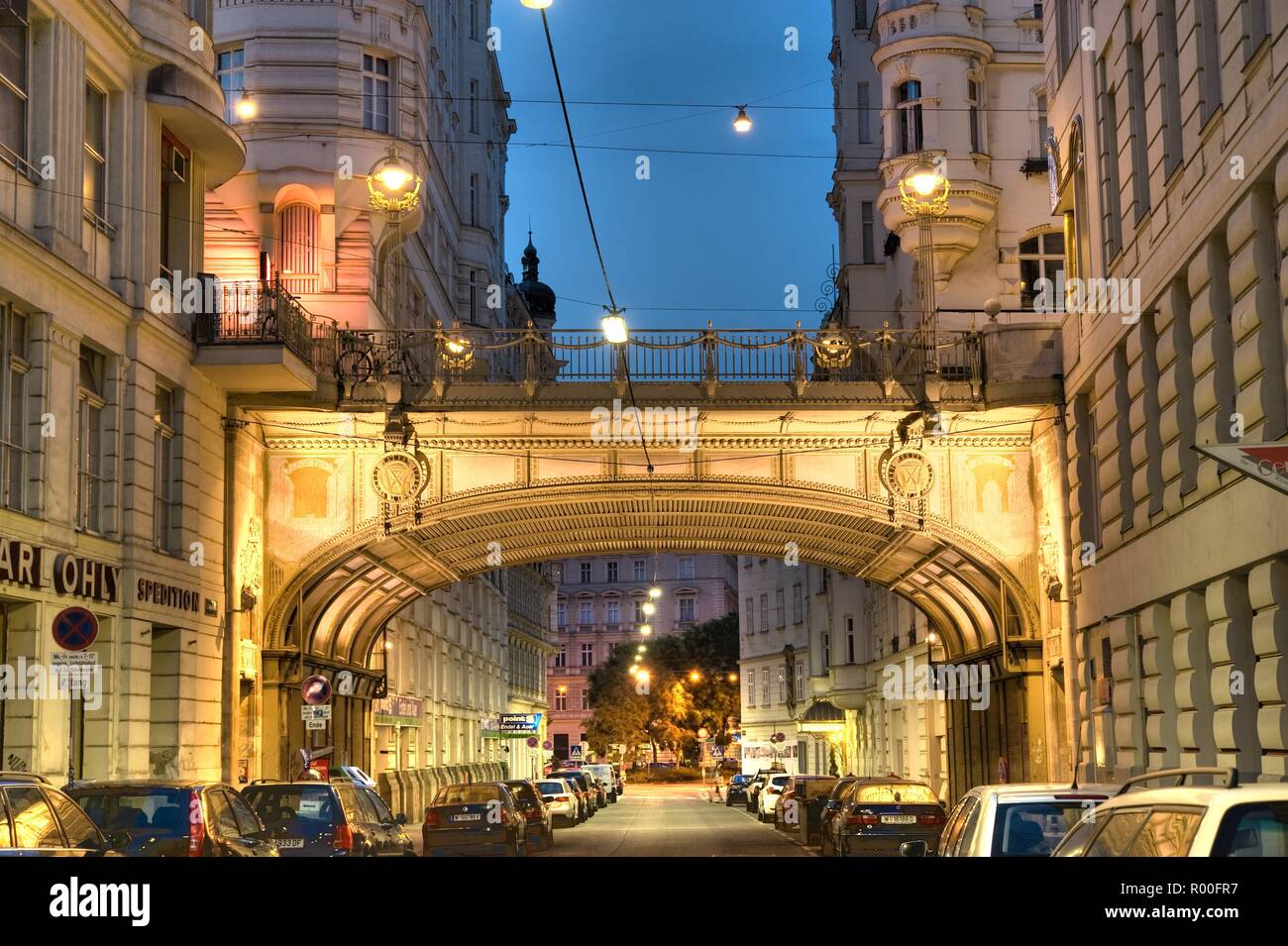 Wien, Jugendstil, Hohe Brücke, Josef Hackhofer 1904 - Wien, Jugendstil Brücke' hohe Viadukt', Josef Hackhofer 1904 Stockfoto