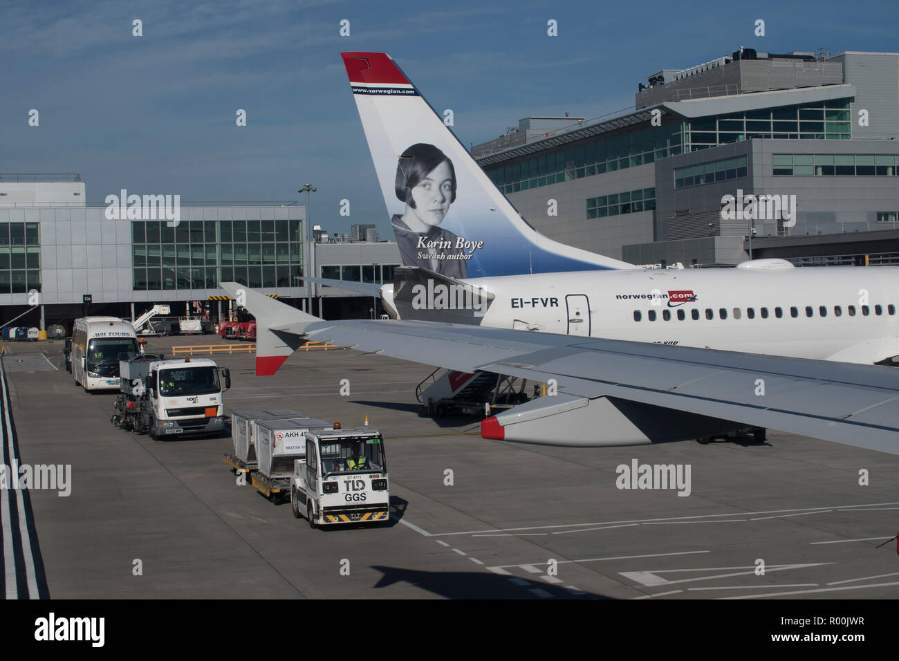 Karin Boye, schwedische Schriftstellerin, die Schwanzflosse Held des Norwegian Air Shuttle Flugzeug am Flughafen Gatwick Großbritannien 2010. HOMER SYKES Stockfoto