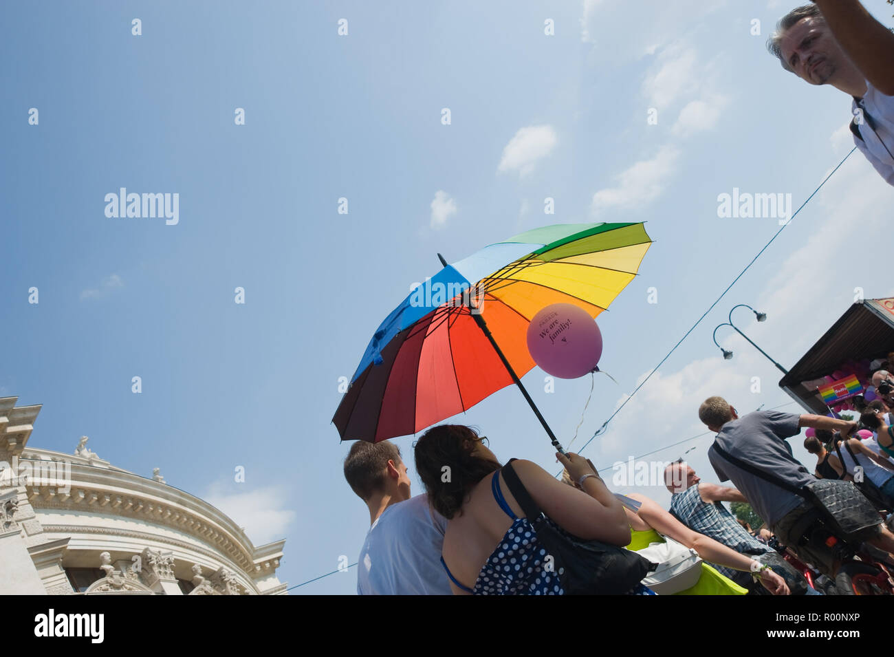 Wien, Regenbogenparade 2010 - Wien, Regenbogen Parade 2010 Stockfoto