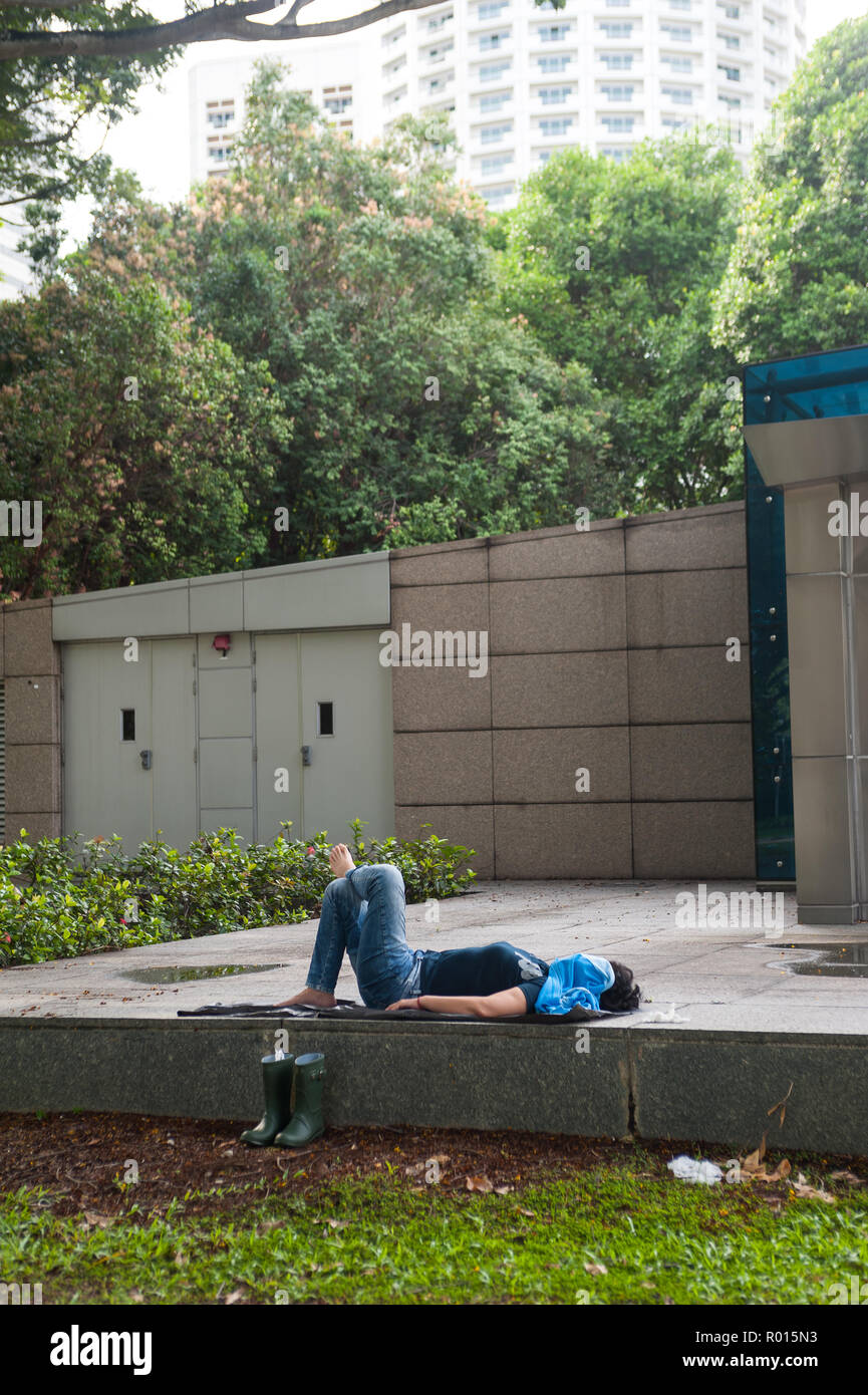 Republik Singapur, nap im Freien Stockfoto