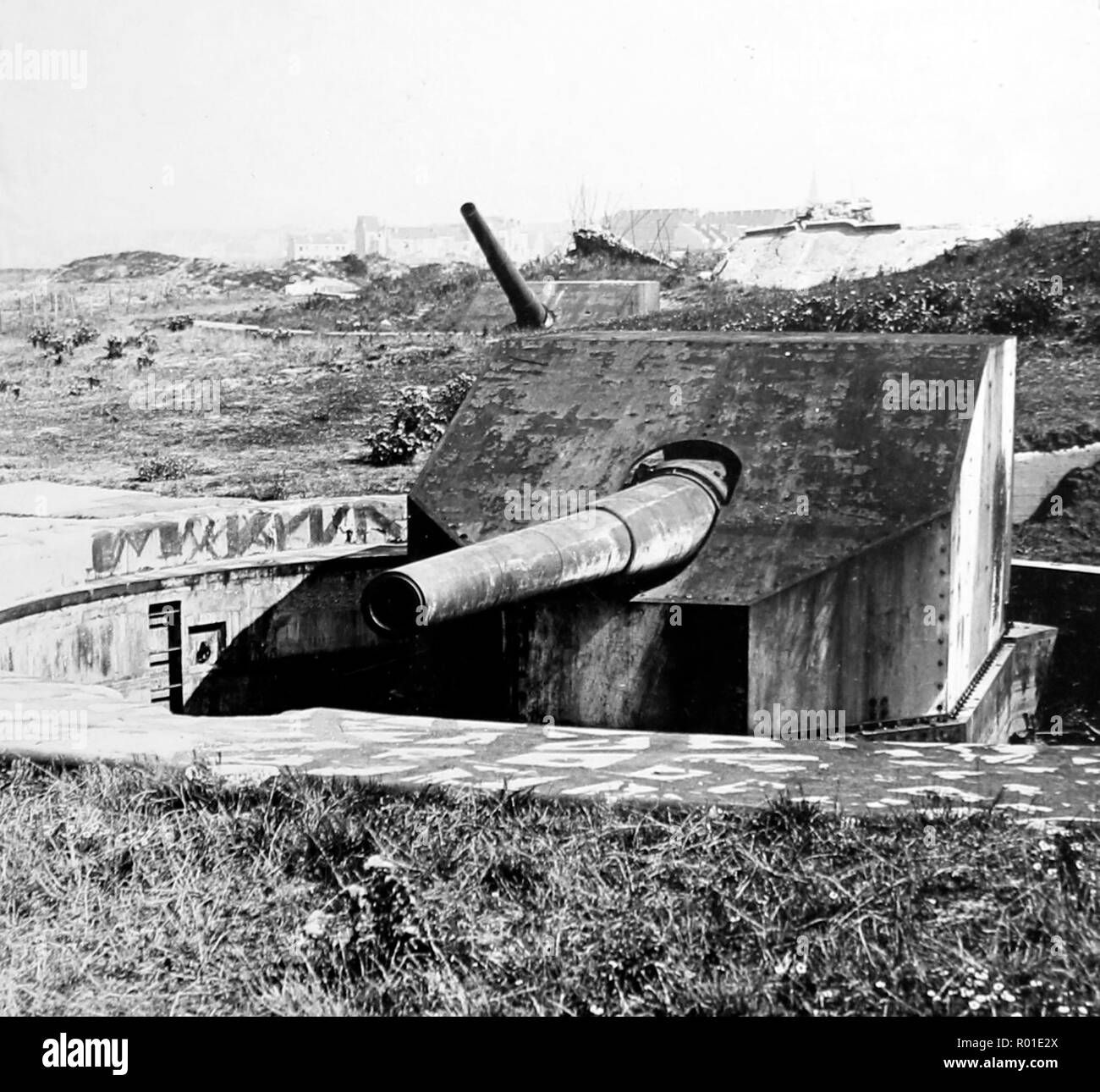 Ein deutsches Gewehr an der Belgischen Küste während des Ersten Weltkriegs Stockfoto