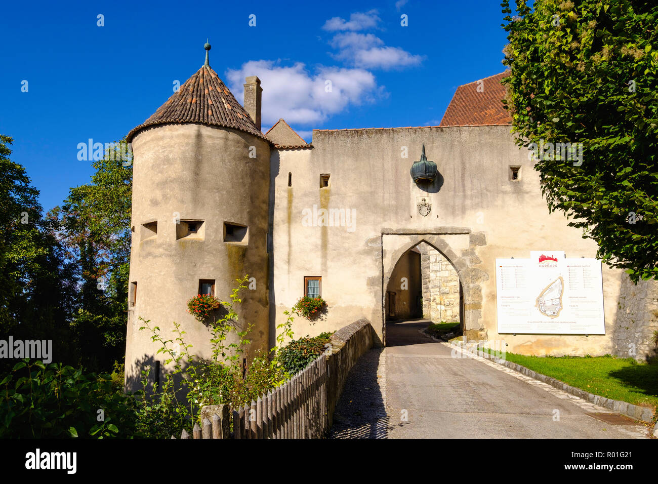 Zum äußeren Tor, Harburg Schloss Harburg Schloss, Schwaben, Bayern, Deutschland Stockfoto