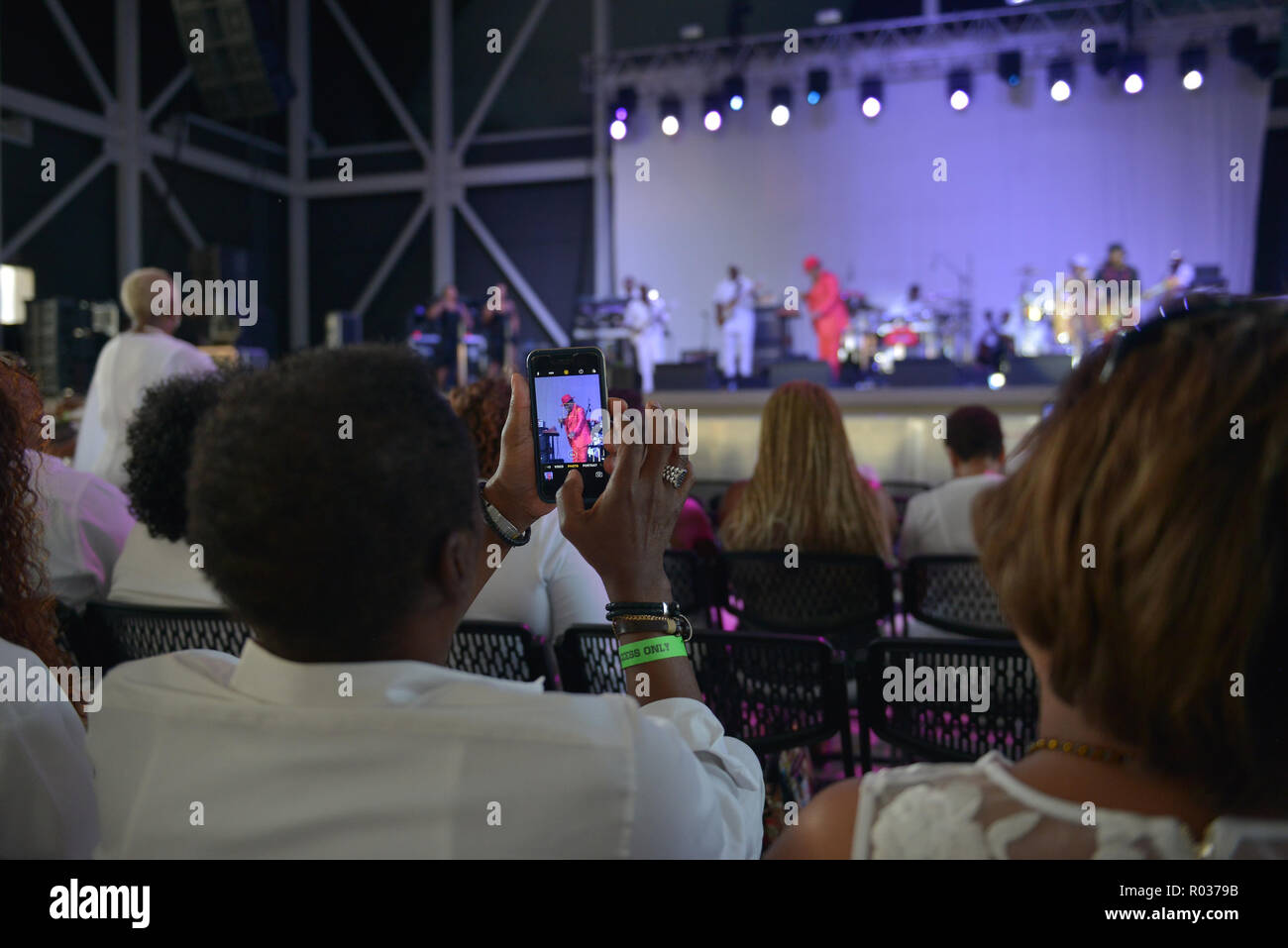 Die White Party Konzert im Miramar Regional Park Amphitheater mit: Ronald Isley von Isley Brothers, Wo: Miramar, Florida, United States Wenn: 29 Sep 2018 Credit: Johnny Louis/WENN.com Stockfoto