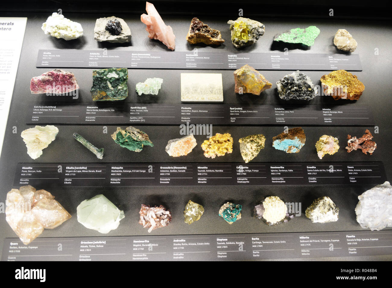 Verschiedene Kristalle in einem Museum Stockfoto