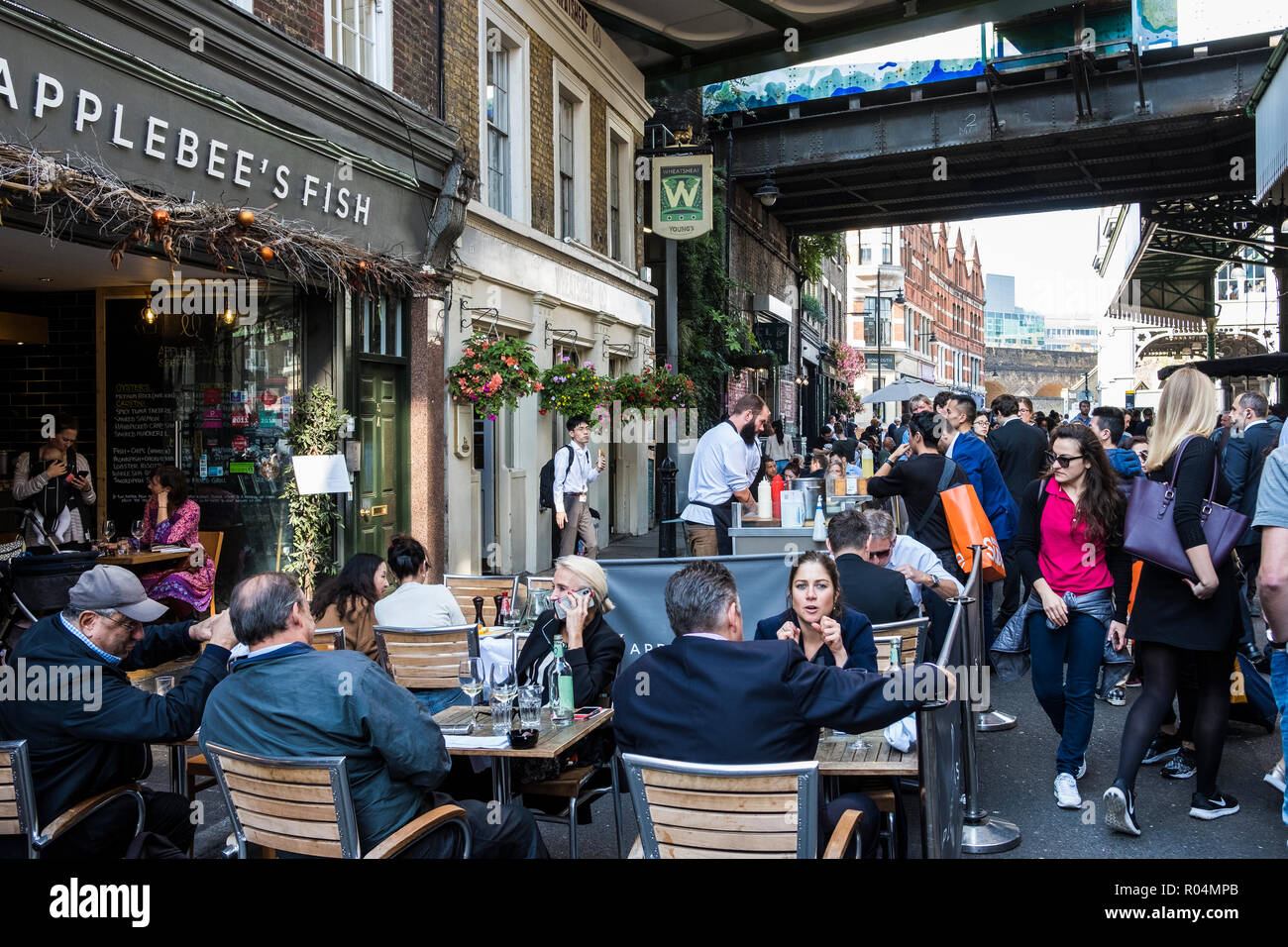 Borough Market im Stadtteil Southwark ist einer der größten und ältesten Märkte in London, England, Großbritannien Stockfoto