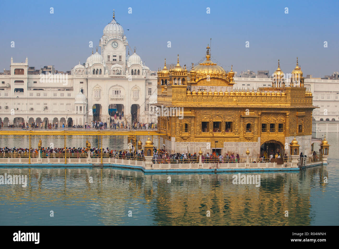 Harmandir Sahib (der Goldene Tempel), Amritsar, Punjab, Indien, Asien Stockfoto