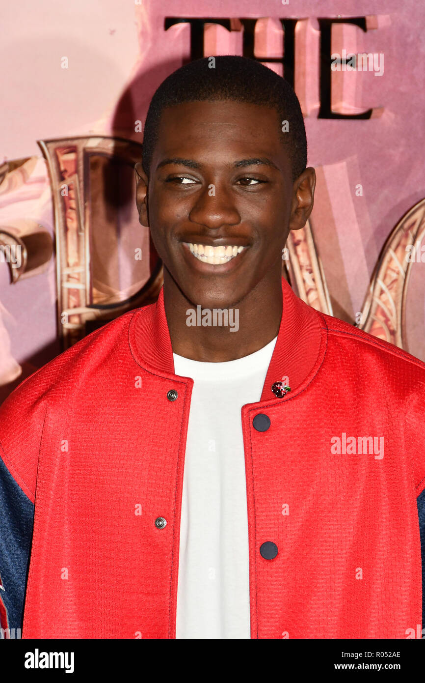 Jayden Fowora-Knight nehmen an der Nussknacker und die vier Bereiche - UK Premiere auf der Vue Westfield, Westfield Shopping Centre, Ariel Weg am 1. November 2018, London, UK. Stockfoto