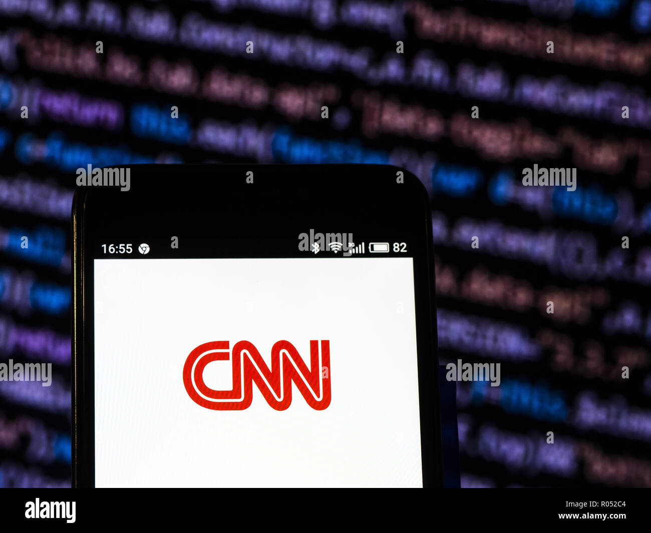 Kiew, Ukraine. 1 Nov, 2018. CNN Media Company Logo auf dem Smartphone angezeigt. Cable News Network ist eine amerikanische Nachrichten-basierten Pay-TV Kanal von Turner Broadcasting System gehört, eine Abteilung von AT&T WarnerMedia. Quelle: Igor Golovniov/SOPA Images/ZUMA Draht/Alamy leben Nachrichten Stockfoto